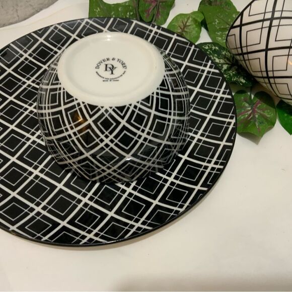 Dover & York  1 Dinner Plate  10.5” Geometric Ceramic , 1 bowl 1 mug A14 - Picture 5 of 7